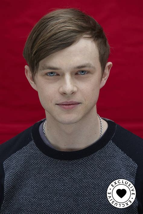 dane dehaan personal life.